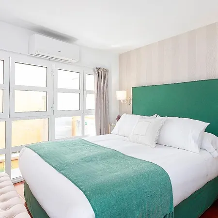 Genteel Plaza Nueva Appartement *