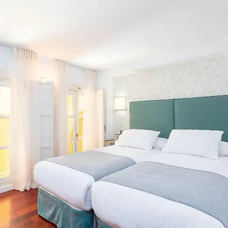 Genteel Plaza Nueva Appartement Séville