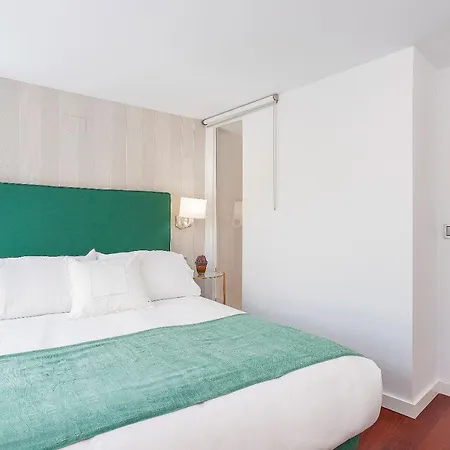 Genteel Plaza Nueva Appartamento *